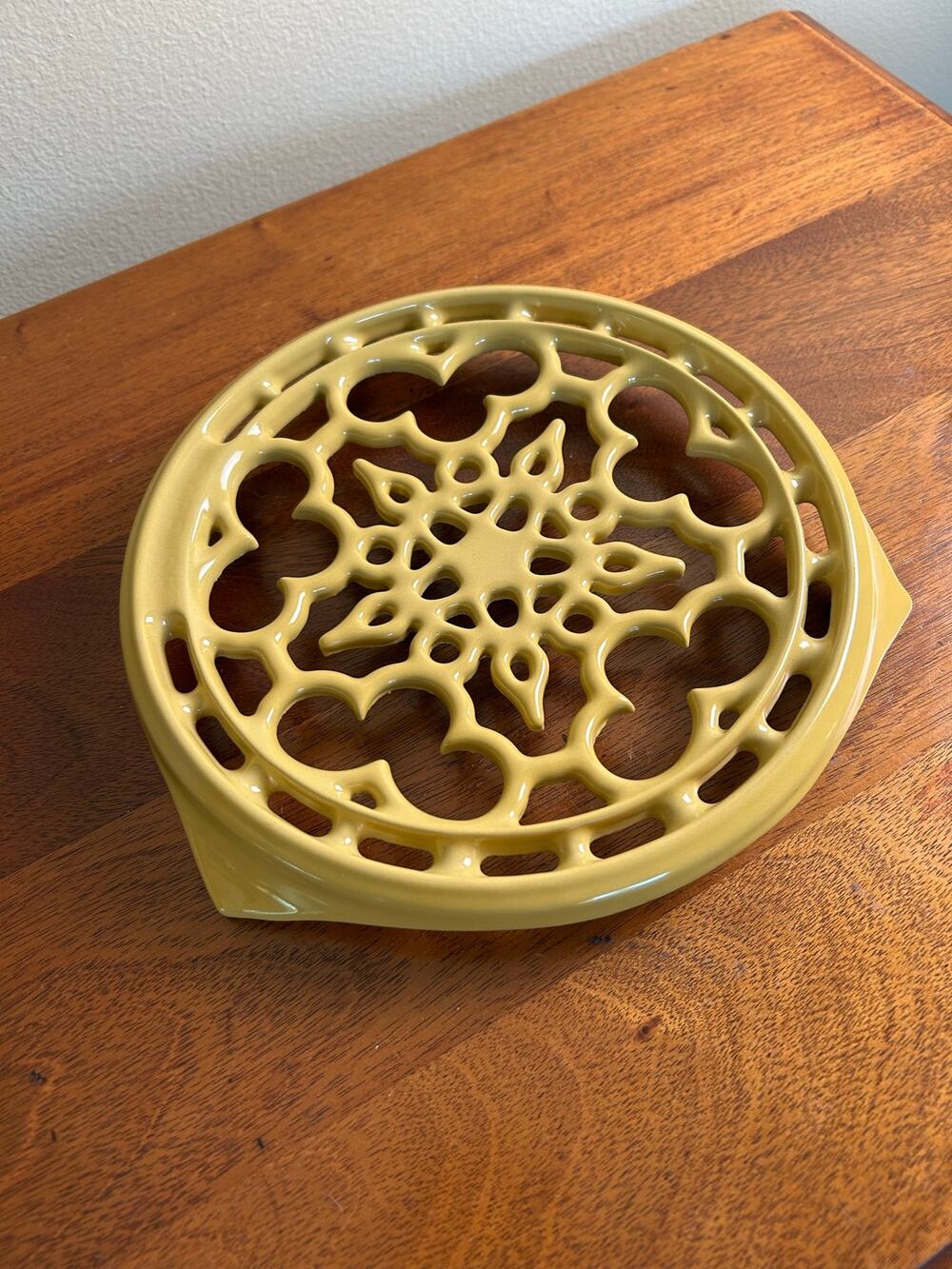 Vintage Le Creuset Cast Iron Enamel Trivet, Mustard Yellow